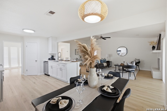 Image 27 of 39 For 13450 El Mirador St