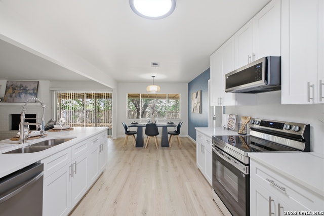 Image 29 of 39 For 13450 El Mirador St