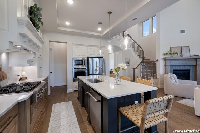 Image 12 of 43 For 2119 Kerrisdale Dr