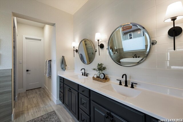 Image 21 of 43 For 2119 Kerrisdale Dr