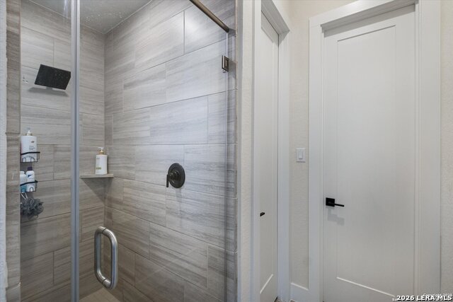 Image 24 of 43 For 2119 Kerrisdale Dr