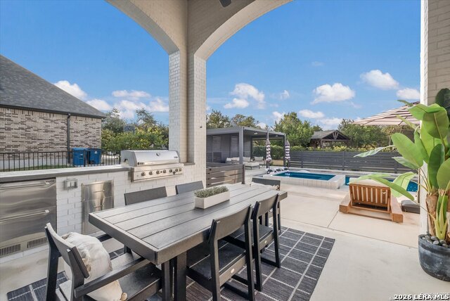 Image 36 of 43 For 2119 Kerrisdale Dr