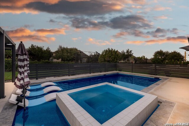 Image 38 of 43 For 2119 Kerrisdale Dr