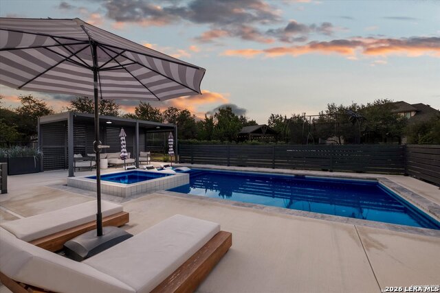 Image 41 of 43 For 2119 Kerrisdale Dr