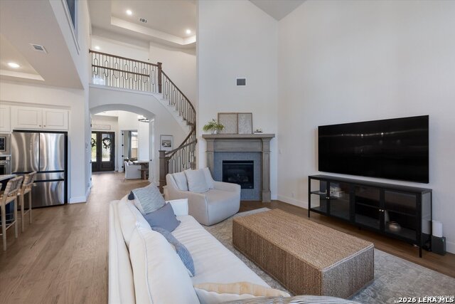 Image 8 of 43 For 2119 Kerrisdale Dr