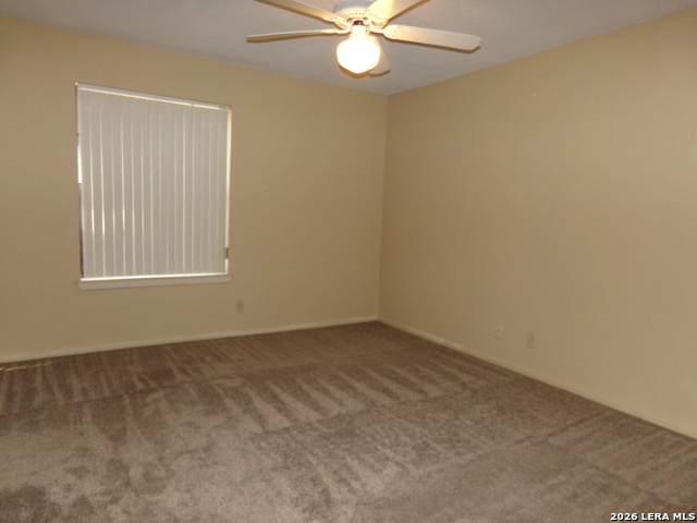 Image 22 of 27 For 13018 Heimer Rd  709