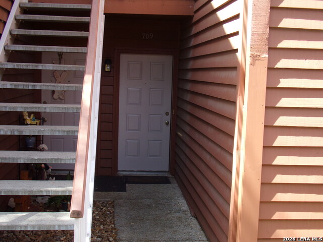 Image 4 of 27 For 13018 Heimer Rd  709