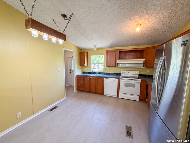 Image 13 of 30 For 4506 Legend Falls