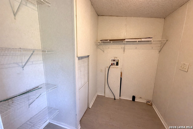 Image 17 of 30 For 4506 Legend Falls