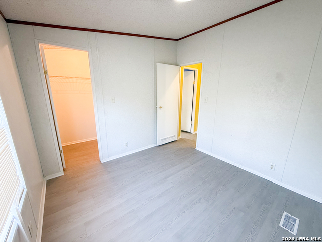 Image 24 of 30 For 4506 Legend Falls