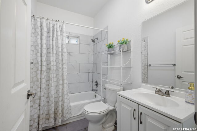 Image 11 of 17 For 1516 Santiago