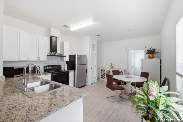 Image 8 of 17 For 1516 Santiago