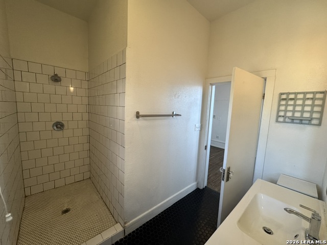 Image 19 of 19 For 511 N Monumental