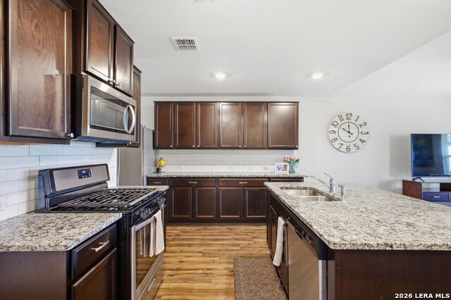 Image 13 of 50 For 4834 Forward Swing