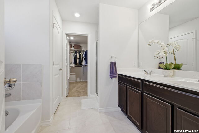 Image 20 of 50 For 4834 Forward Swing