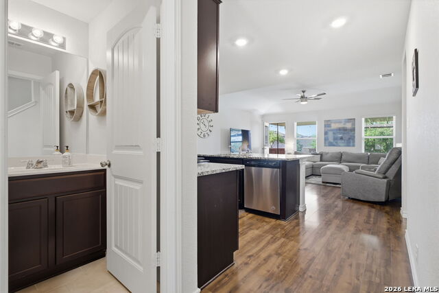 Image 7 of 50 For 4834 Forward Swing