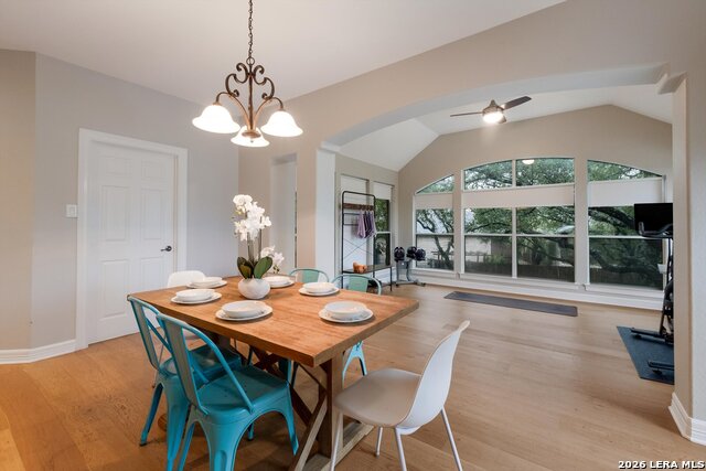 Image 14 of 35 For 422 Cadence  