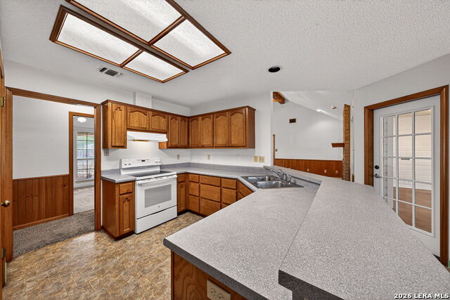 Image 14 of 40 For 418 County Road 574