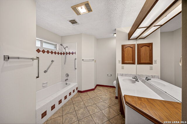 Image 25 of 40 For 418 County Road 574