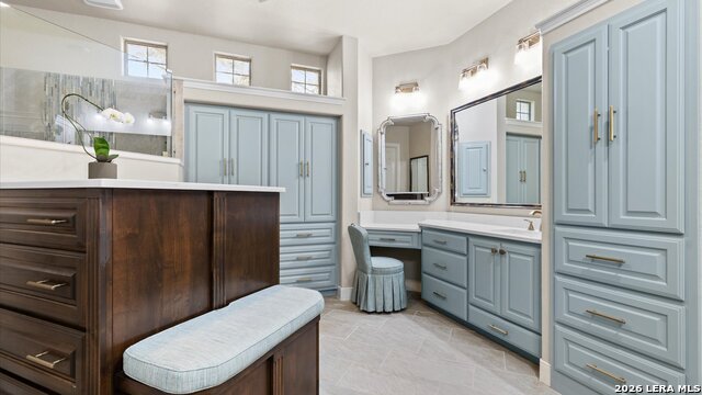 Image 22 of 48 For 521 Hunters Trophy