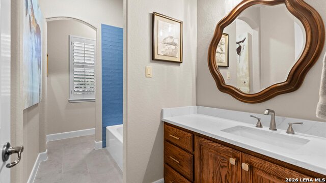 Image 27 of 48 For 521 Hunters Trophy