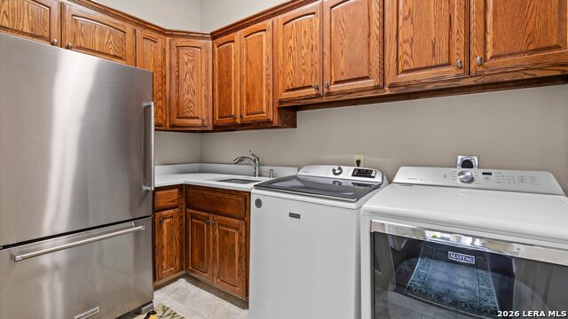 Image 28 of 48 For 521 Hunters Trophy