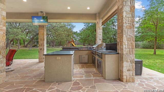 Image 39 of 48 For 521 Hunters Trophy