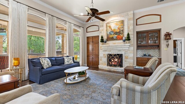 Image 4 of 48 For 521 Hunters Trophy