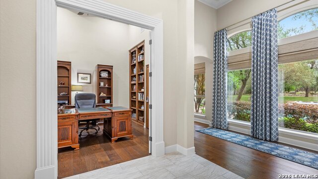 Image 6 of 48 For 521 Hunters Trophy