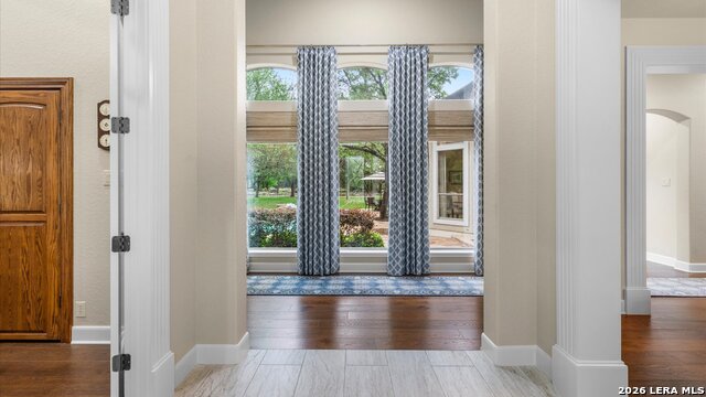 Image 7 of 48 For 521 Hunters Trophy