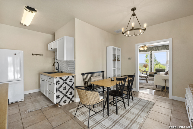 Listing photo id 34 for 140 Kuntz Run