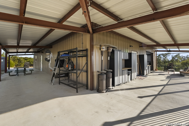 Listing photo id 42 for 140 Kuntz Run