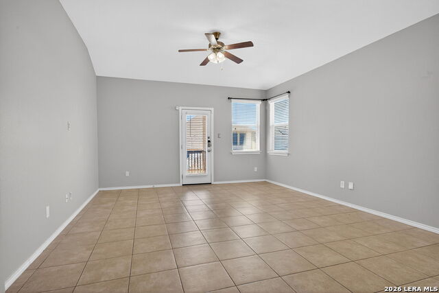 Image 7 of 28 For 225 Country Vale