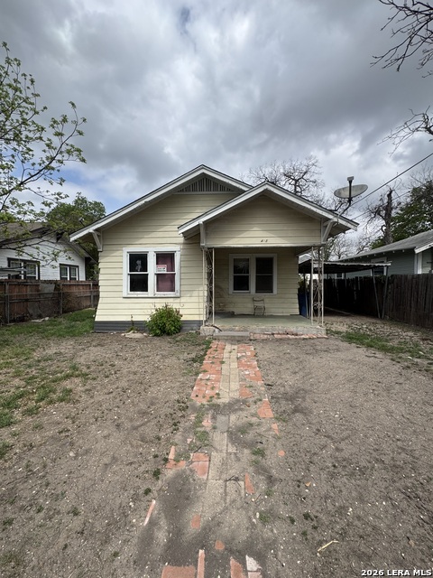 Image 3 of 3 For 411 Wharton  