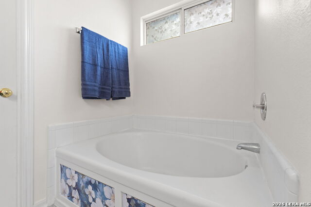 Image 14 of 31 For 8918 John Barrett