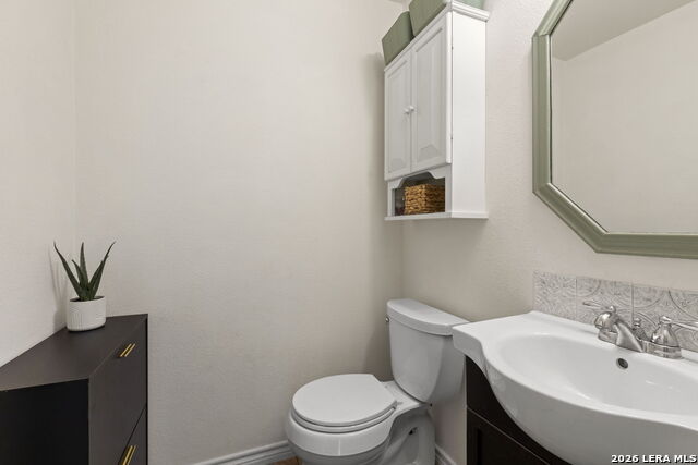 Image 23 of 31 For 8918 John Barrett