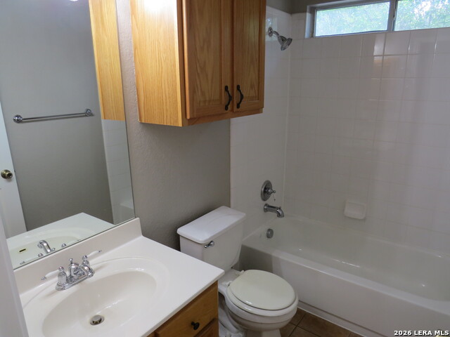 Image 9 of 29 For 508 Foxford Run Dr