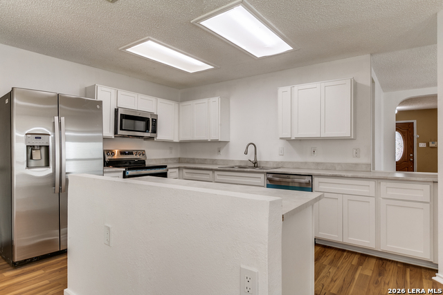 Image 4 of 25 For 7851 Farlin Park