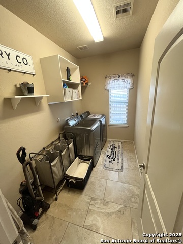 Image 21 of 24 For 8714 White Crown