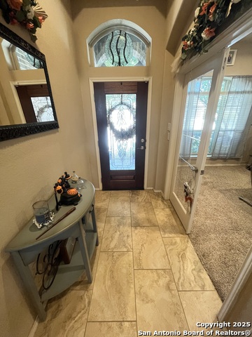 Image 7 of 24 For 8714 White Crown