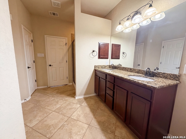 Image 16 of 20 For 6941 Laura Hts