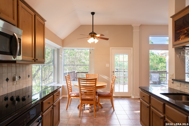 Image 16 of 34 For 711 Belmark Ct