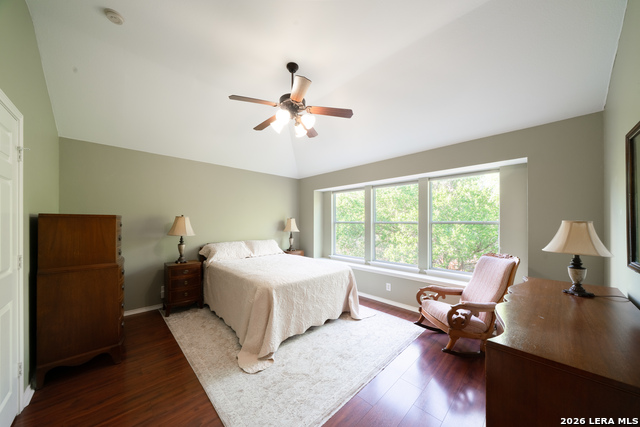 Image 18 of 34 For 711 Belmark Ct