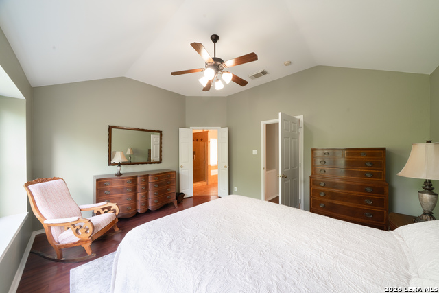 Image 19 of 34 For 711 Belmark Ct