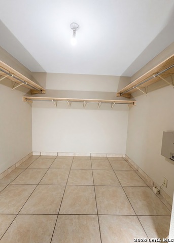 Image 16 of 23 For 7238 Autumn Park