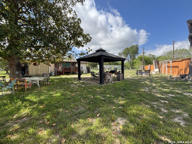 Image 10 of 33 For 430 Pecan Dr Sw