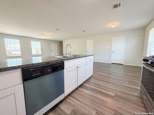 Image 9 of 15 For 210 Expedition Way