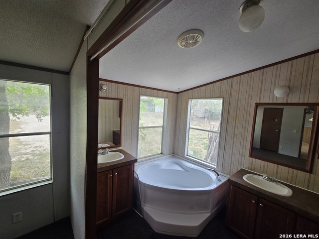 Image 17 of 18 For 1819 Medina Circle