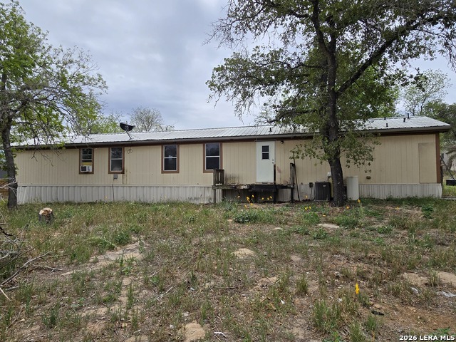 Image 3 of 18 For 1819 Medina Circle