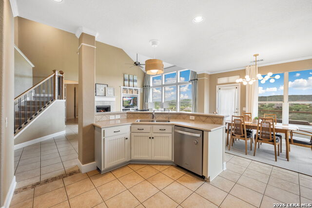 Image 35 of 51 For 13039 Walking Horse